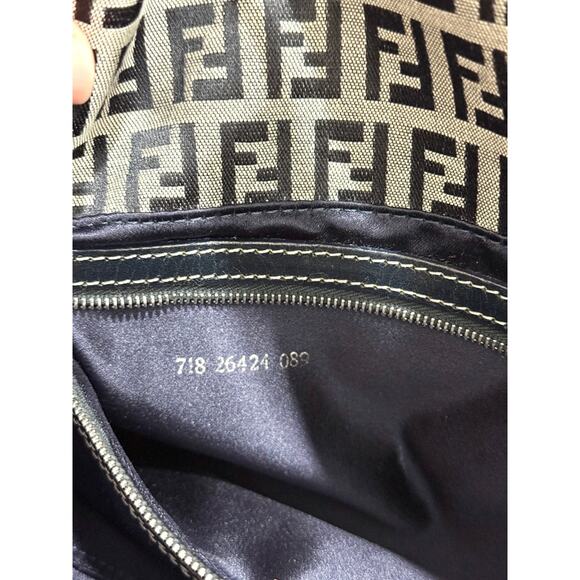 Fendi Zucchino Canvas & Leather Baguette Shoulder Handbag Light Gray/Navy Blue - Picture 15 of 16